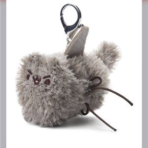 Gund Pusheen Blind Box #10 - Lazy
Summer: Opened Box Pip As A Shark 🐱 🦈